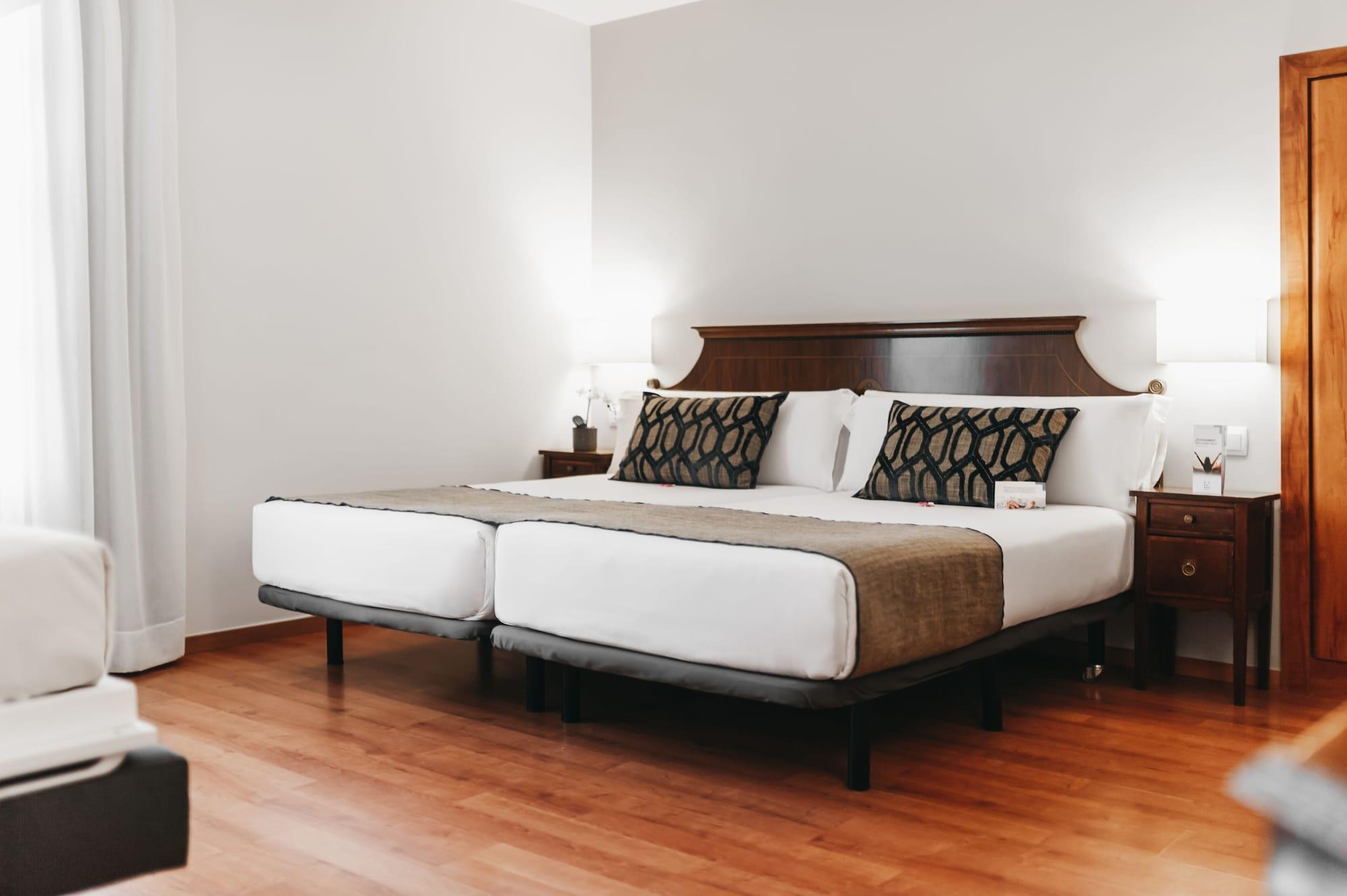 Oriente Atiram Hotel Barcelona Luaran gambar
