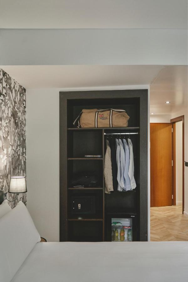 Oriente Atiram Hotel Barcelona Luaran gambar