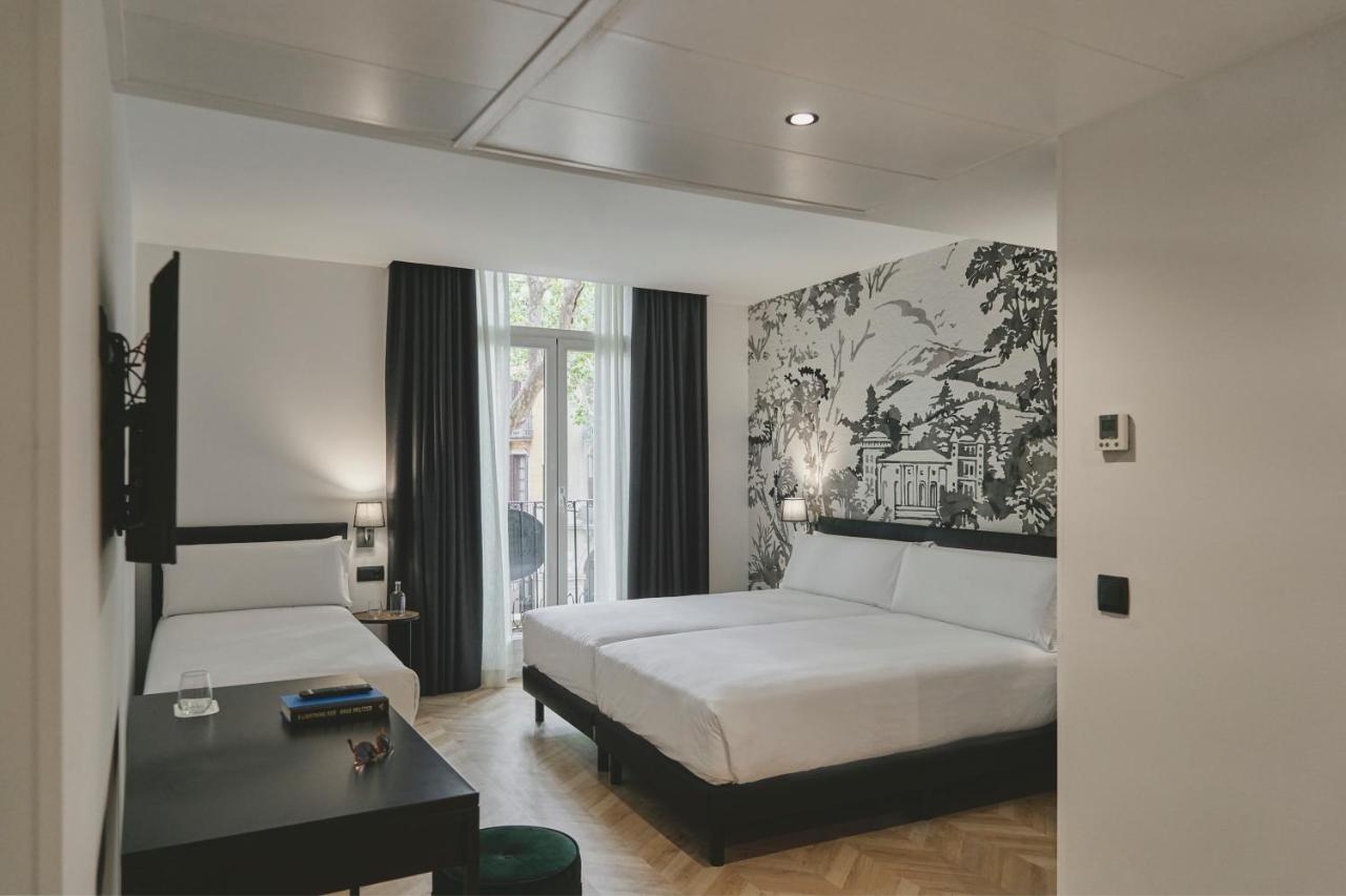 Oriente Atiram Hotel Barcelona Luaran gambar