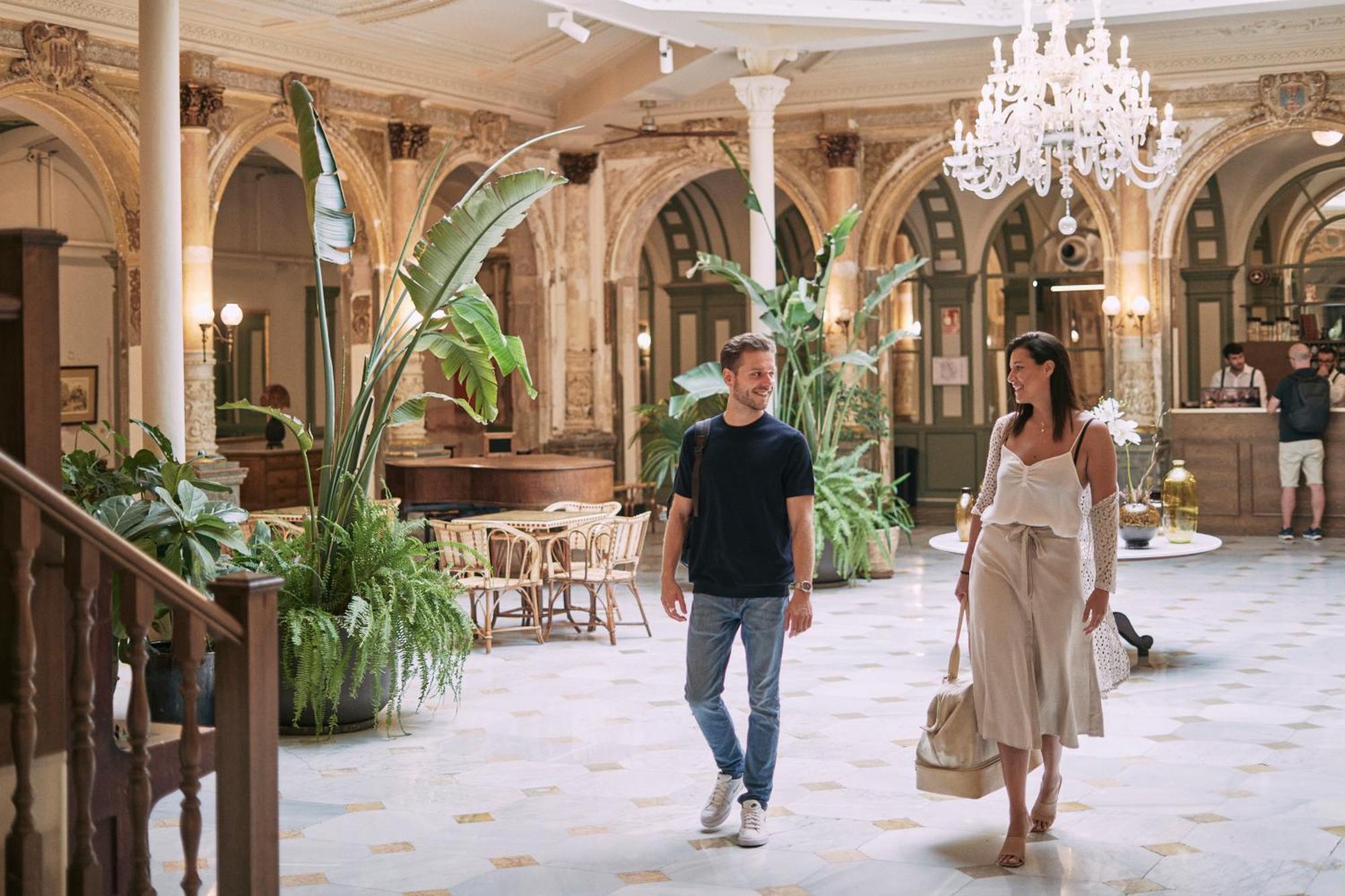 Oriente Atiram Hotel Barcelona Luaran gambar