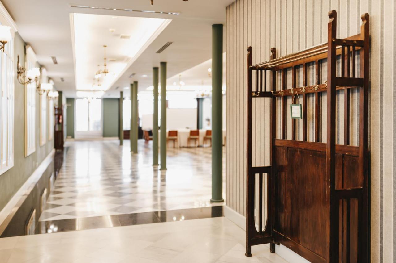 Oriente Atiram Hotel Barcelona Luaran gambar
